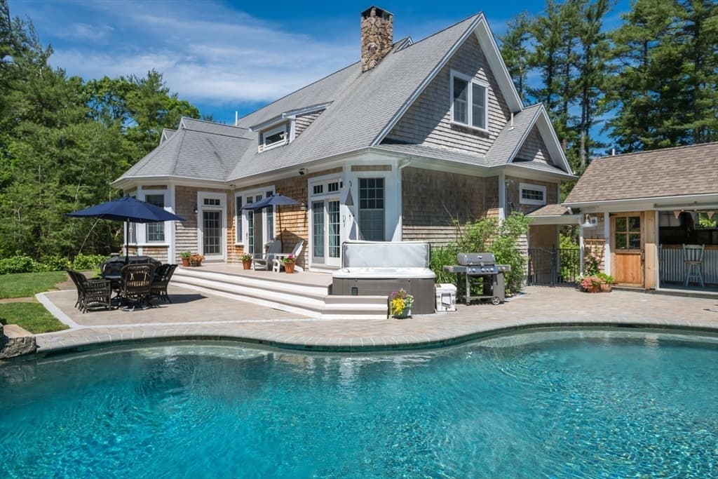 46-48 Paradise Lane, Rochester MA 02770 photo 3