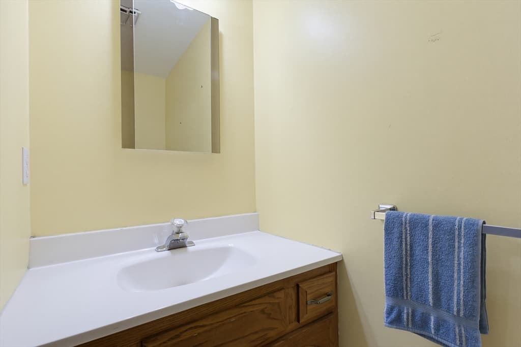 110 Colonial Road, North Attleboro MA 02760 photo 13