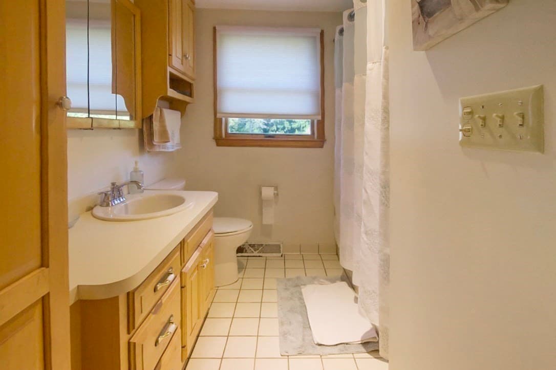Single Family Residence at 115 Hancock St, Abington MA 02351, photo 12 of 21