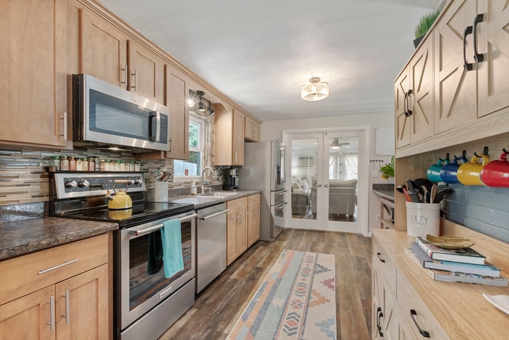15 Michael Rd, Framingham MA 01701 photo 21