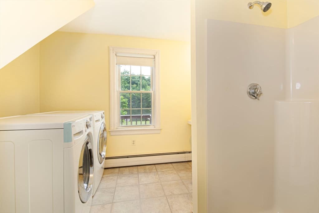 Single Family Residence at 12 Fairground Rd, Sturbridge MA 01566, Sturbridge, photo 15 of 20