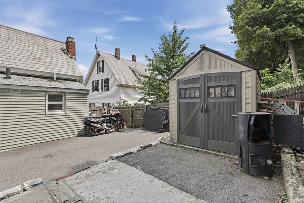 4 Harrison Avenue, Fitchburg MA 01420 photo 34