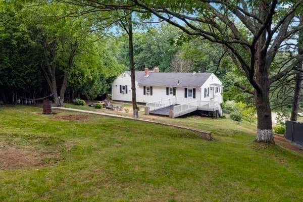 21 N Steele St, Worcester MA 01607 photo 27