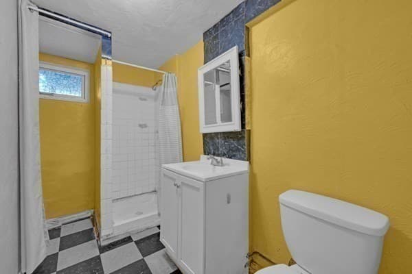 21 N Steele St, Worcester MA 01607 photo 6