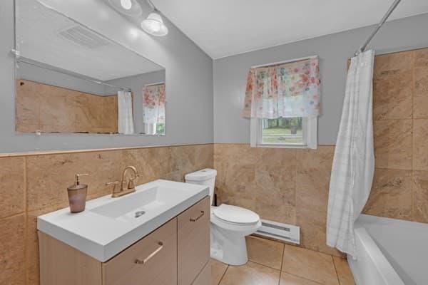 21 N Steele St, Worcester MA 01607 photo 9