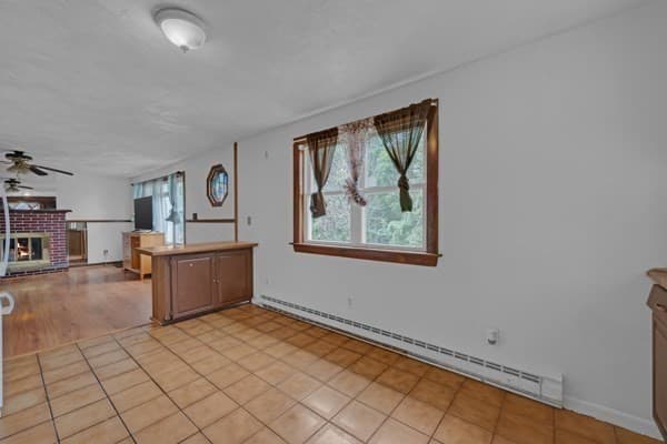 21 N Steele St, Worcester MA 01607 photo 19