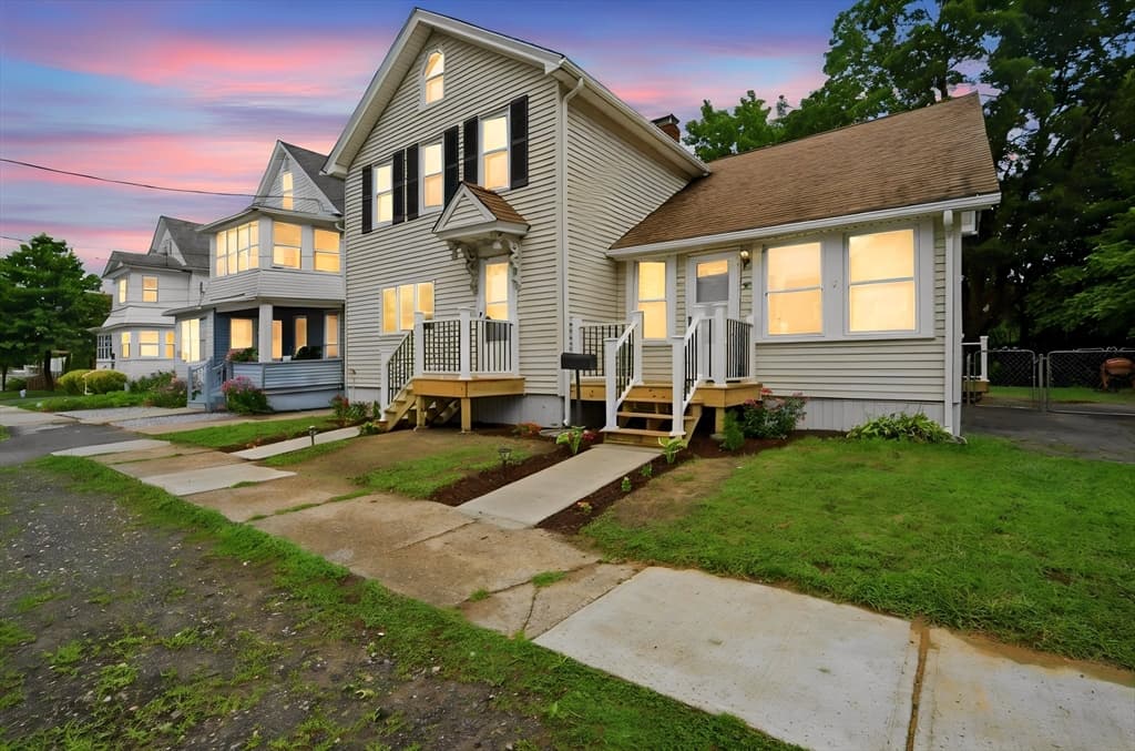 55 Fuller St, Chicopee MA 01020 photo 4
