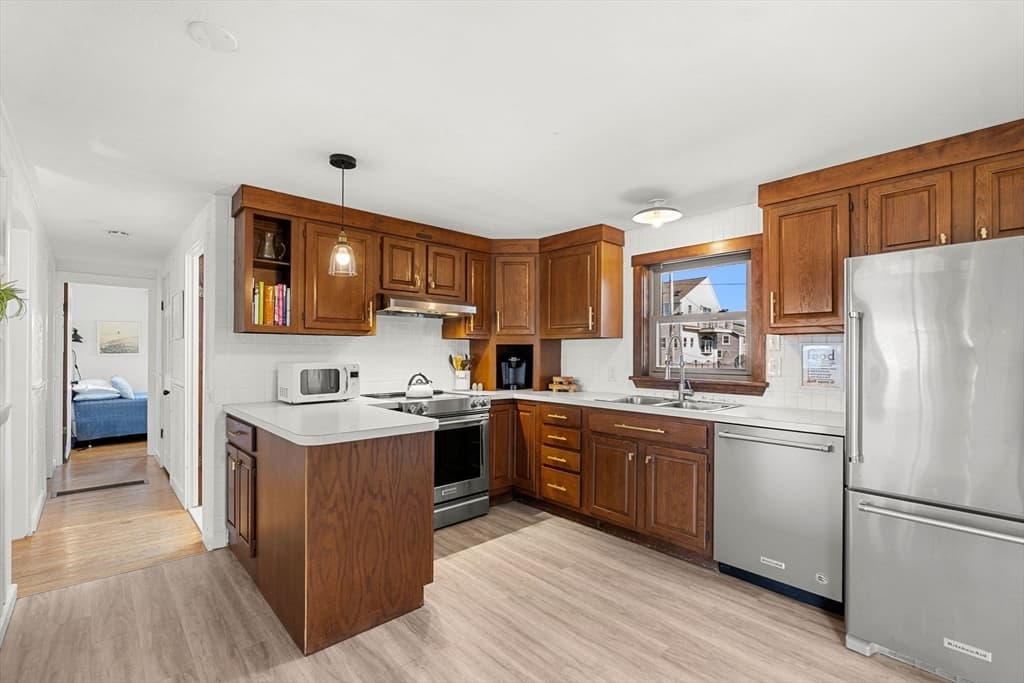 6 Fourth Street, Newbury MA 01951 photo 10