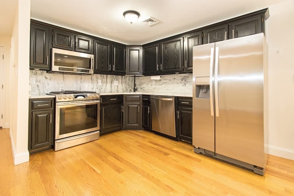 55 Crystal Brook Way # A, Marlborough MA 01752 photo 8