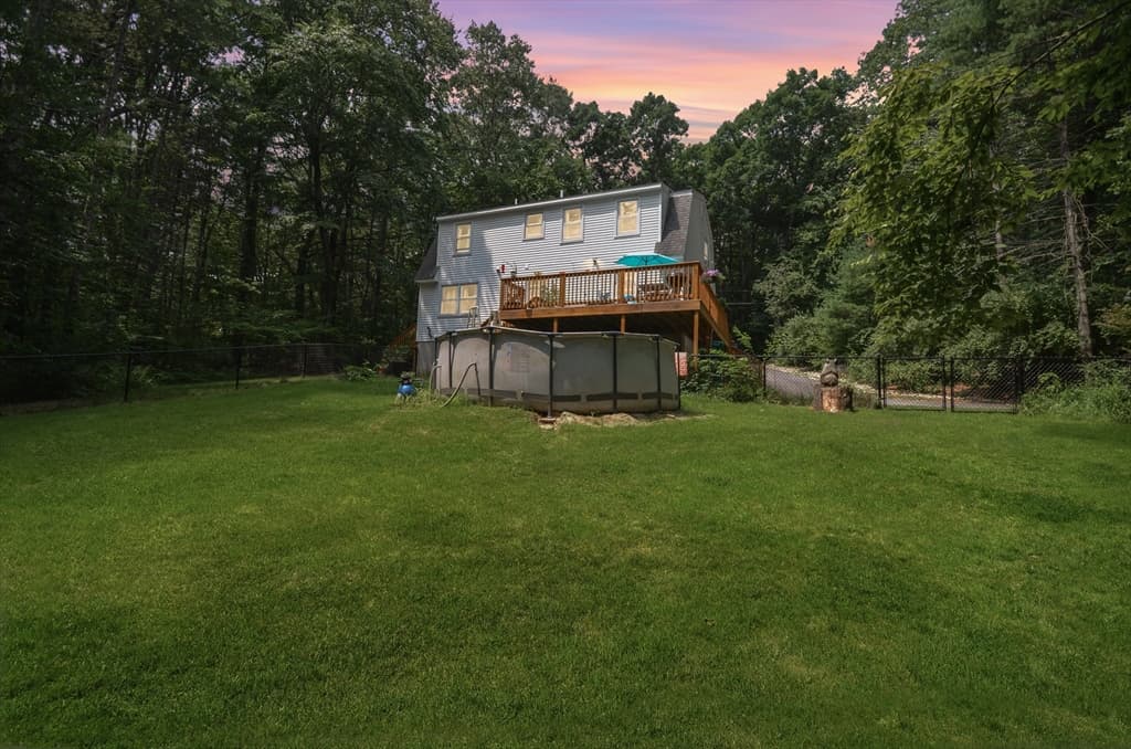 57 Quaker St, Northbridge MA 01534 photo 33