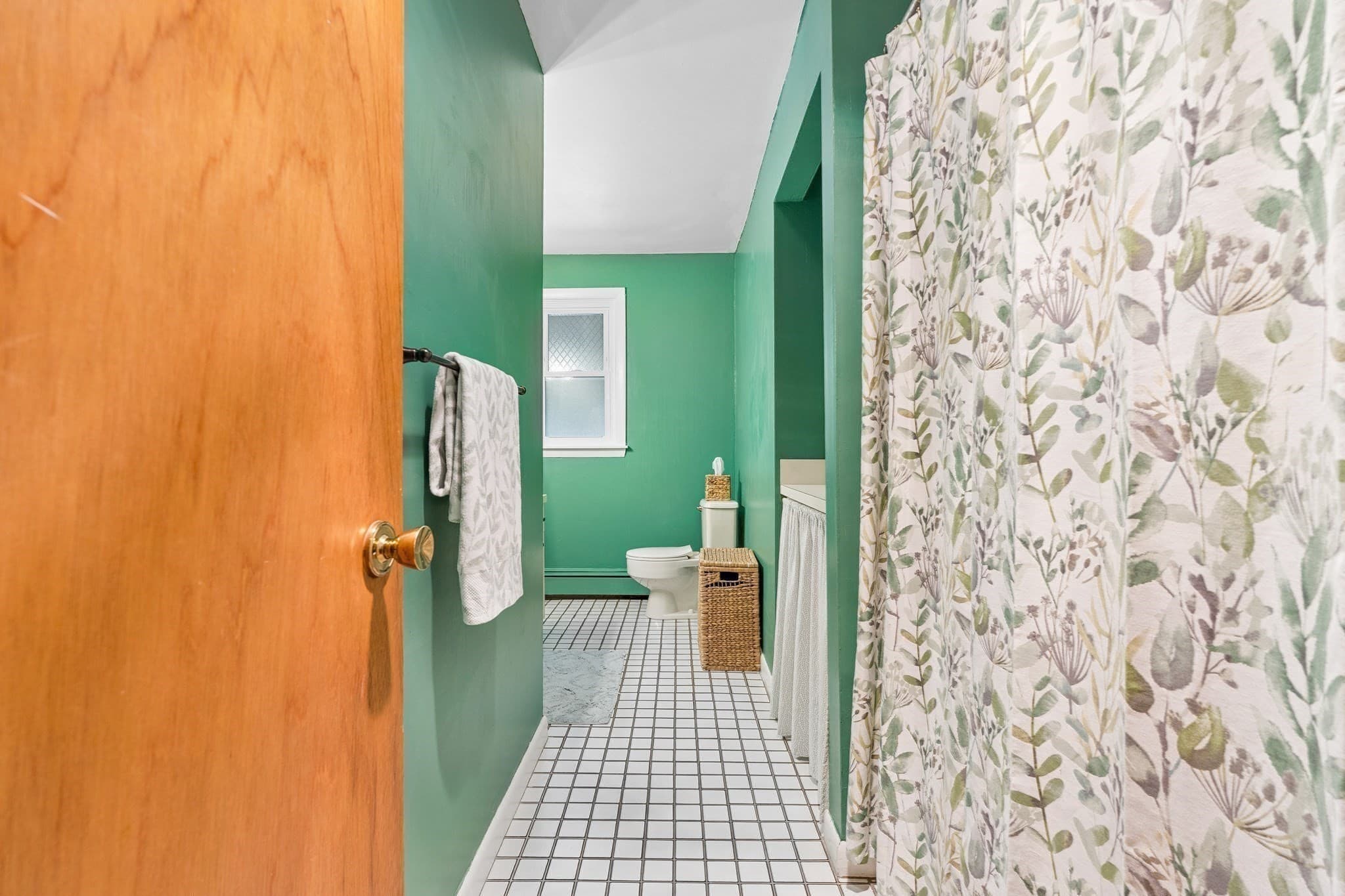 Single Family Residence at 10 Lowell Dr, Stow MA 01775, Stow, photo 14 of 38