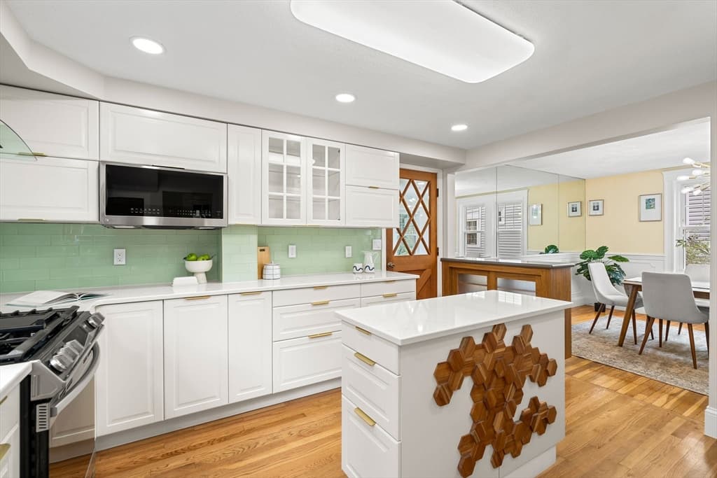 567 Winthrop St, Medford MA 02155 photo 14