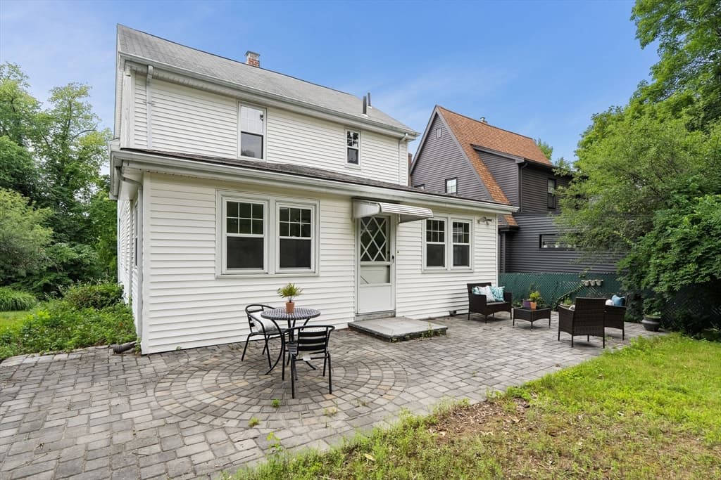 567 Winthrop St, Medford MA 02155 photo 35
