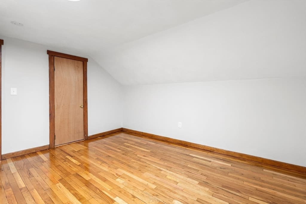 13 Oxford St, Lynn MA 01902 photo 23