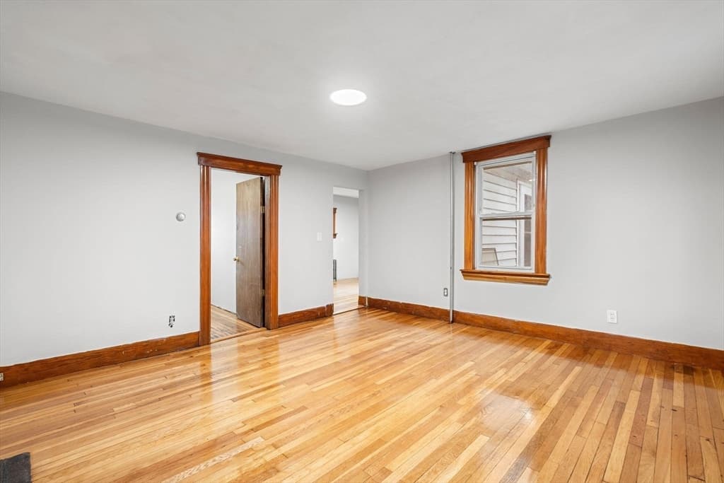 13 Oxford St, Lynn MA 01902 photo 13