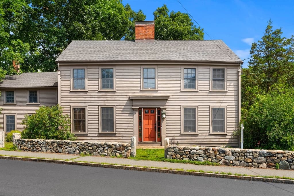 17 Elm St, North Reading MA 01864 photo 2