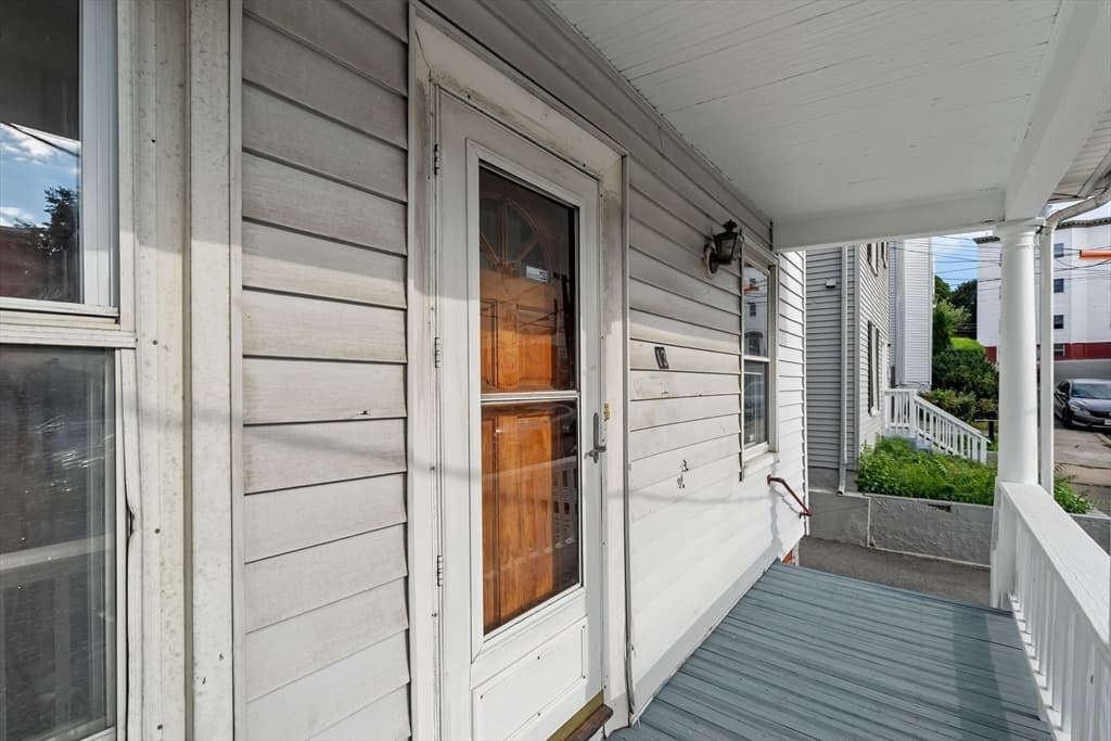 13 Oxford St, Lynn MA 01902 photo 27