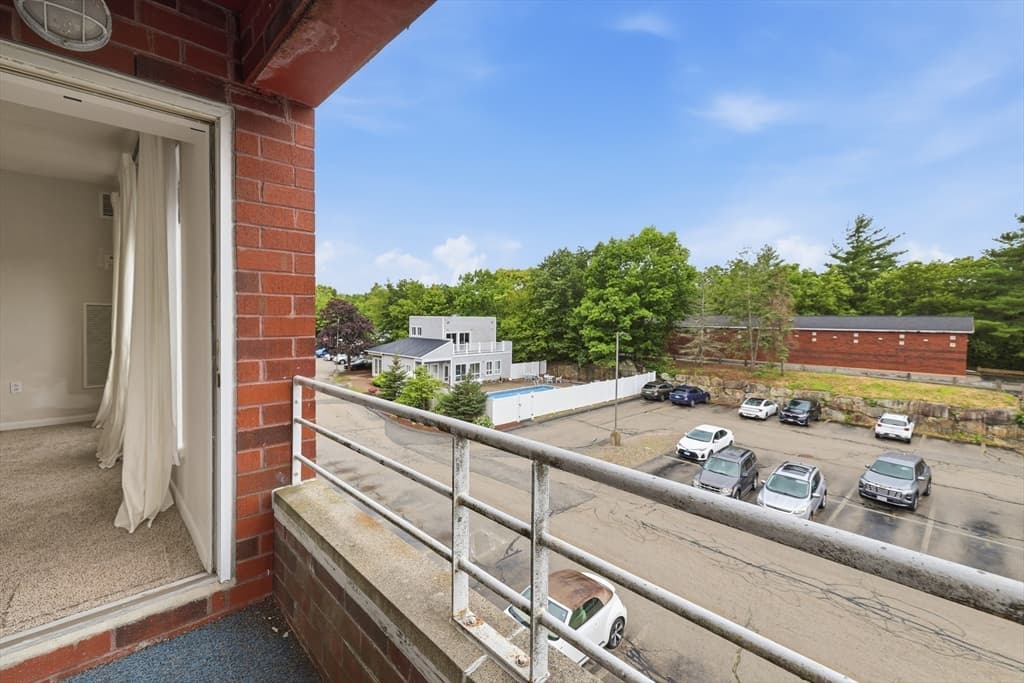 160 Burkhall St # 308, Weymouth MA 02190 photo 17