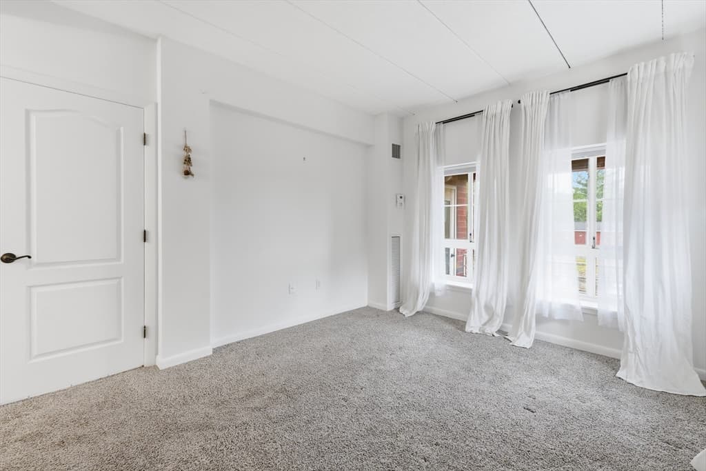 160 Burkhall St # 308, Weymouth MA 02190 photo 10