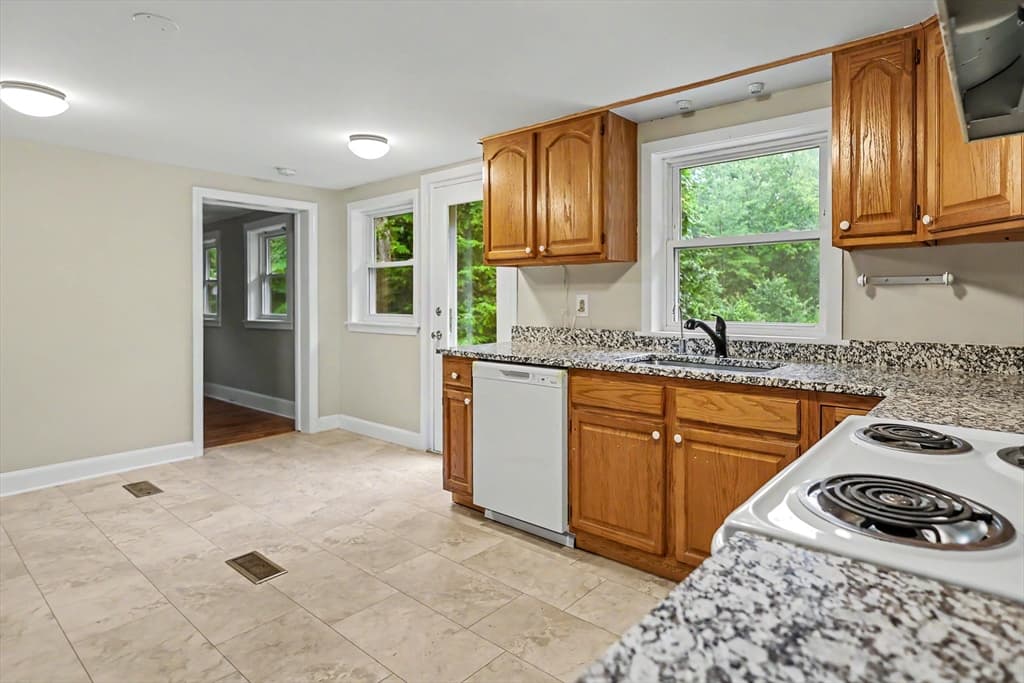 197 River Road, Andover MA 01810 photo 10