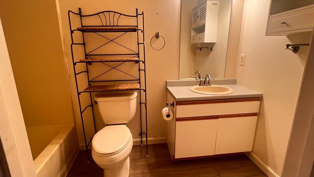 13 Dallas Dr # 305, Dracut MA 01826 photo 9