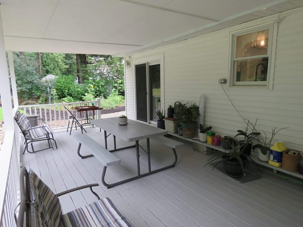 89 N High Street, Foxboro MA 02035 photo 24