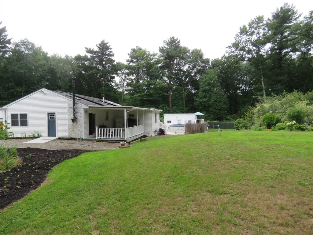 89 N High Street, Foxboro MA 02035 photo 25