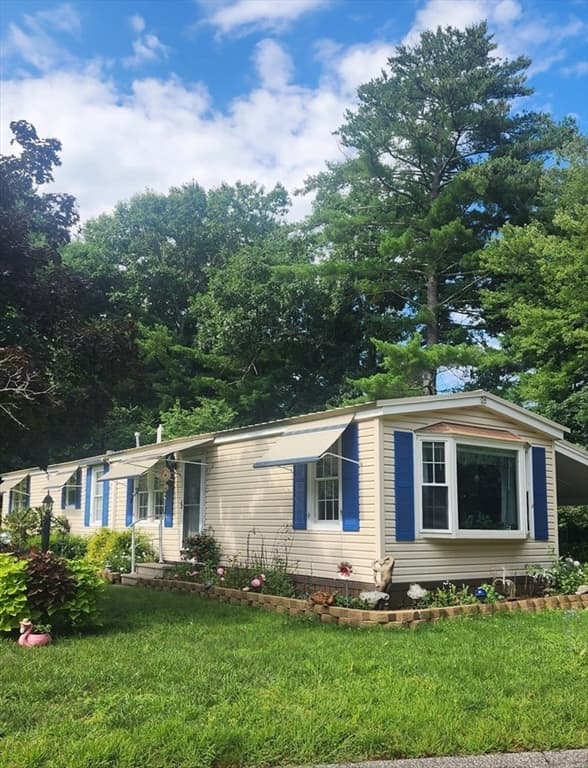 281 Chauncey Walker St Avenue A # 26, Belchertown MA 01007