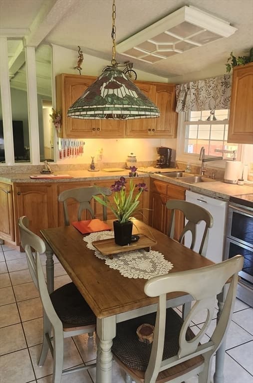 281 Chauncey Walker St Avenue A # 26, Belchertown MA 01007 photo 4