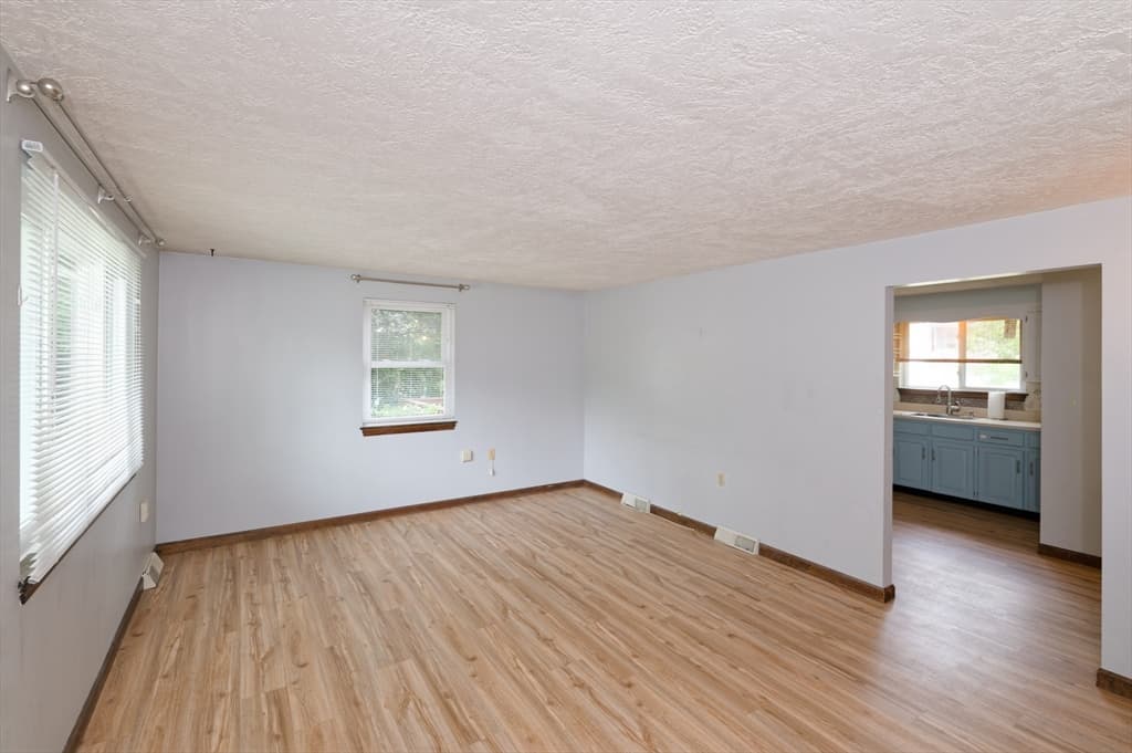 41 West St # 41, Milford MA 01757 photo 5
