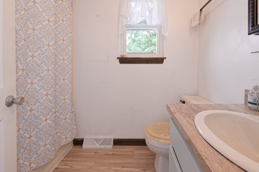 41 West St # 41, Milford MA 01757 photo 18