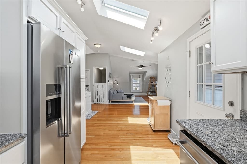 16 Billows Street # B, Winthrop MA 02152 photo 5