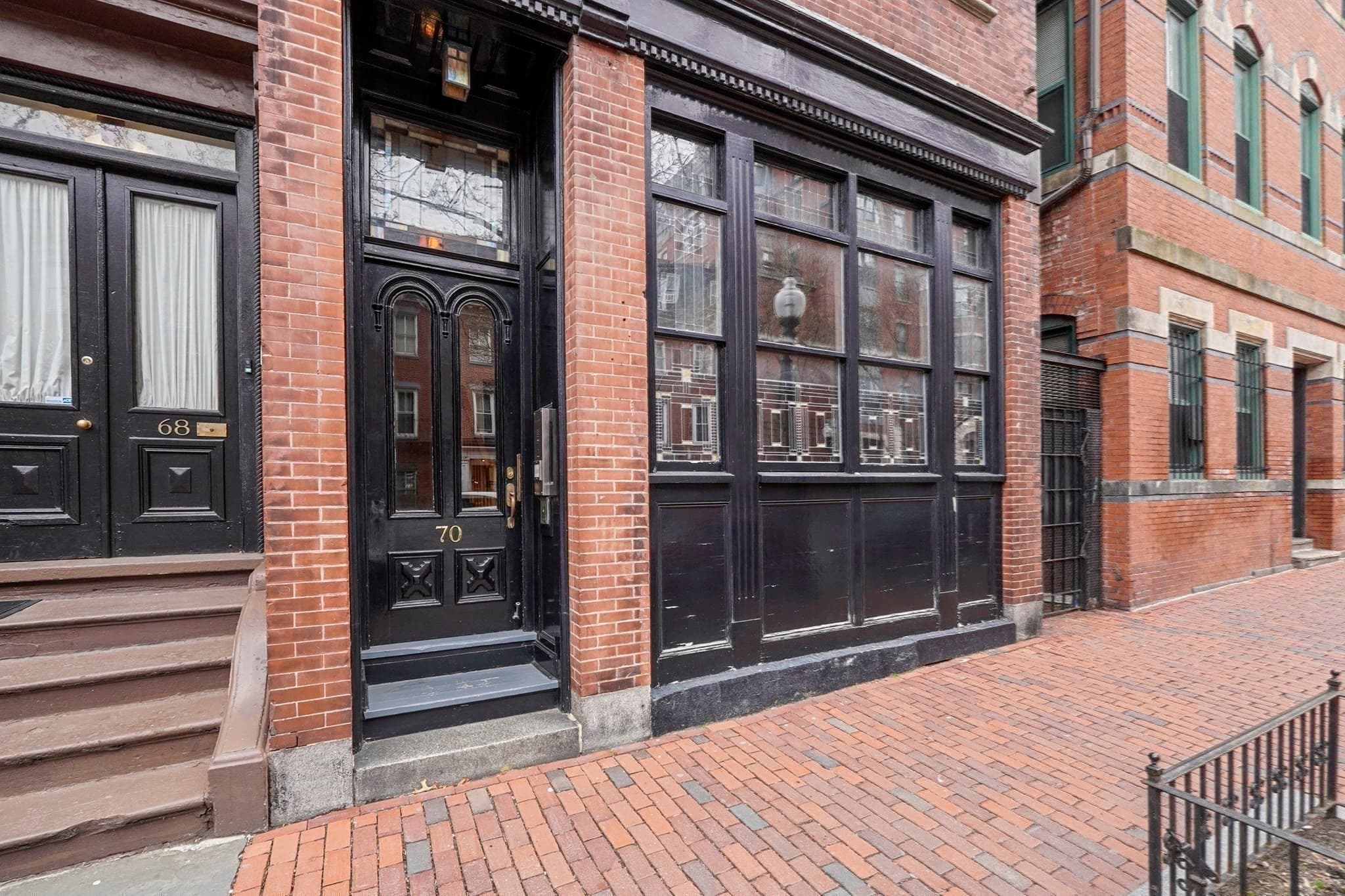 Condominium at 70 Clarendon St # A, Boston MA 02116, photo 17 of 19