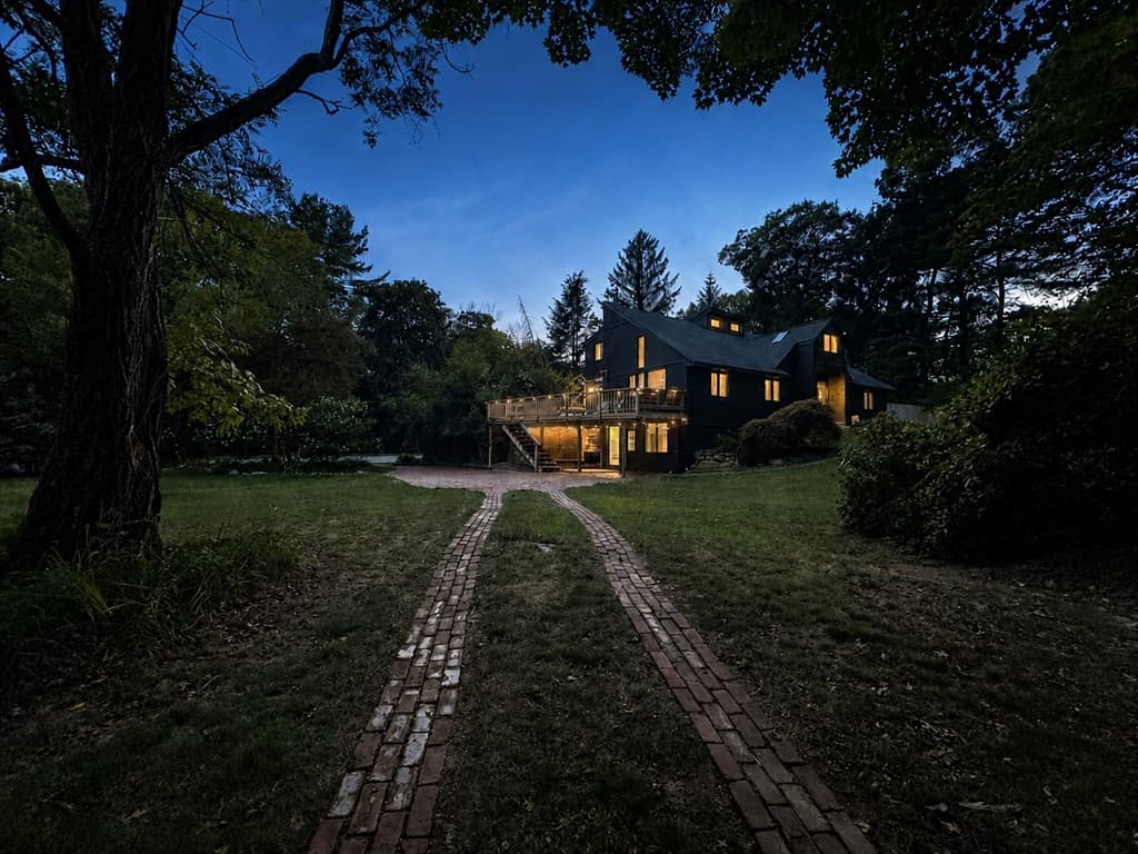 63 S Grove St, Foxboro MA 02035 photo 34