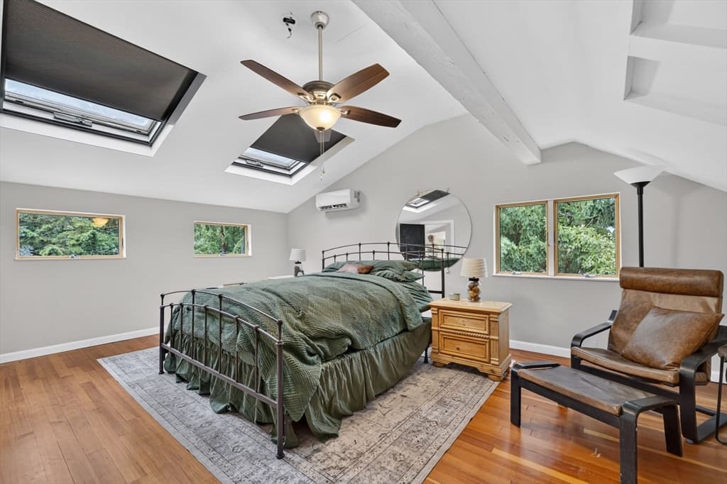 63 S Grove St, Foxboro MA 02035 photo 4