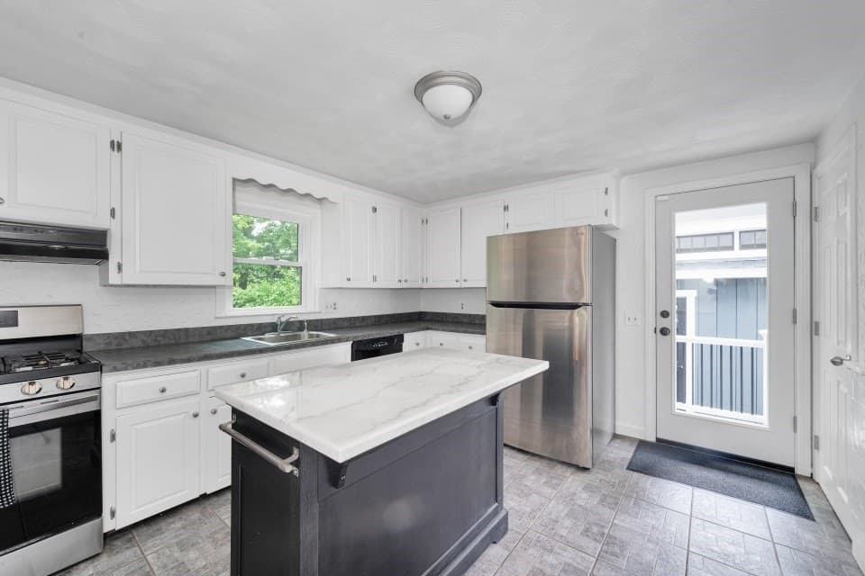 25 Foxtail Rd, Hanover MA 02339 photo 9