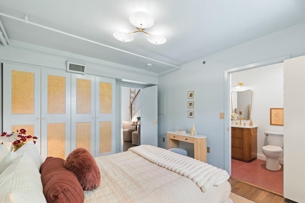 7 Crombie St # 10, Salem MA 01970 photo 18
