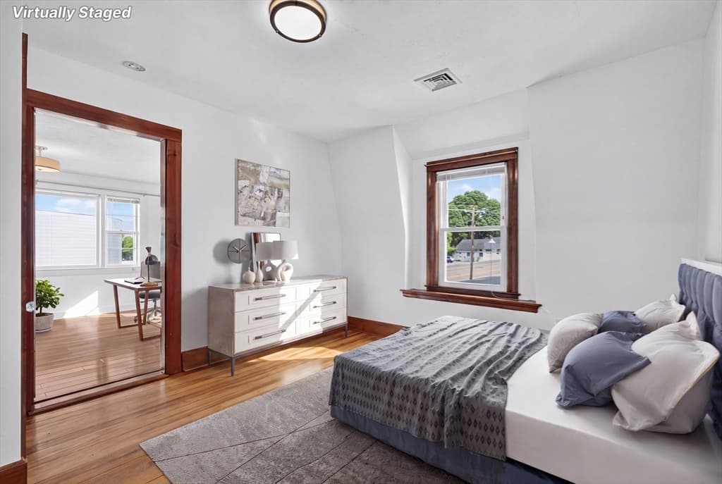 34 Bay View St, Quincy MA 02169 photo 4