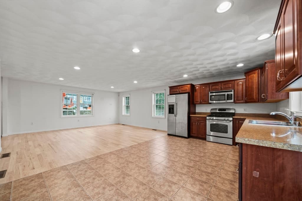 6 Fairlawn, Burlington MA 01803 photo 16