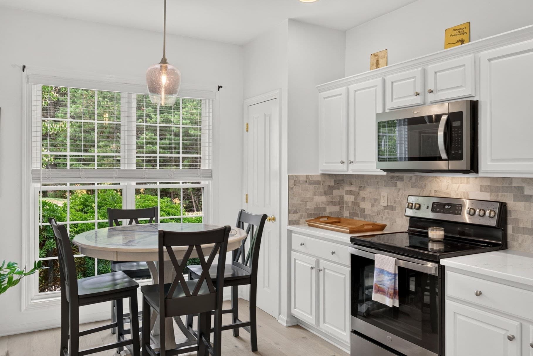 Single Family Residence at 7 White Trellis, Plymouth MA 02360, photo 6 of 40