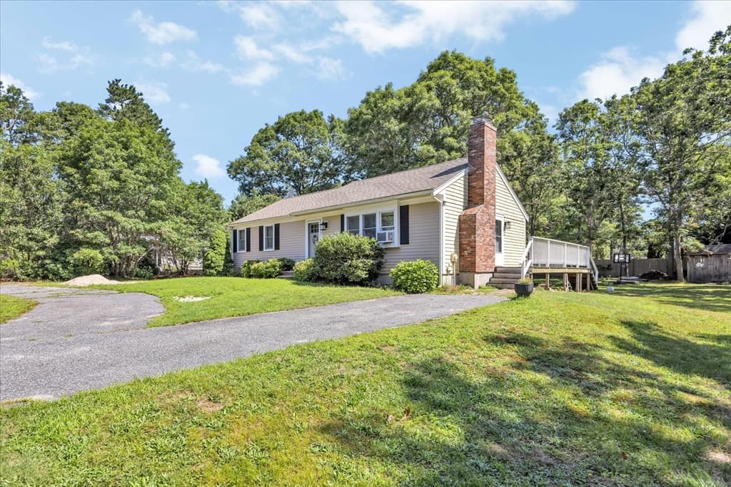 30 Patience Ln, Barnstable MA 02635