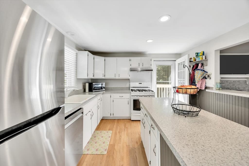 30 Patience Ln, Barnstable MA 02635 photo 8