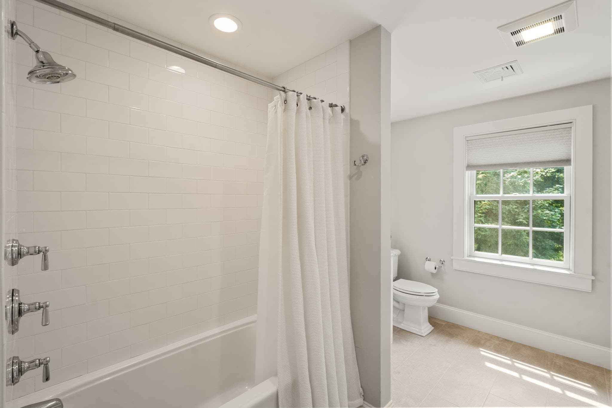 Condominium at 32 Maple Lane # 32, Medfield MA 02052, Medfield, photo 18 of 41