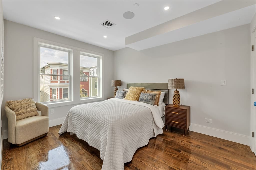 199 Havre St # 1, Boston MA 02128 photo 6