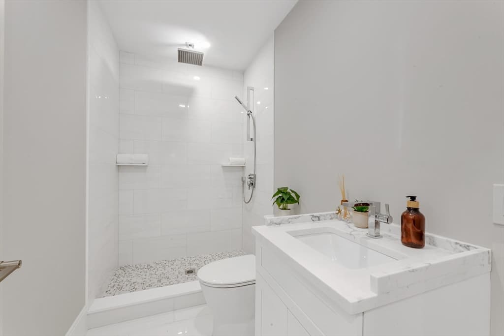 199 Havre St # 1, Boston MA 02128 photo 13