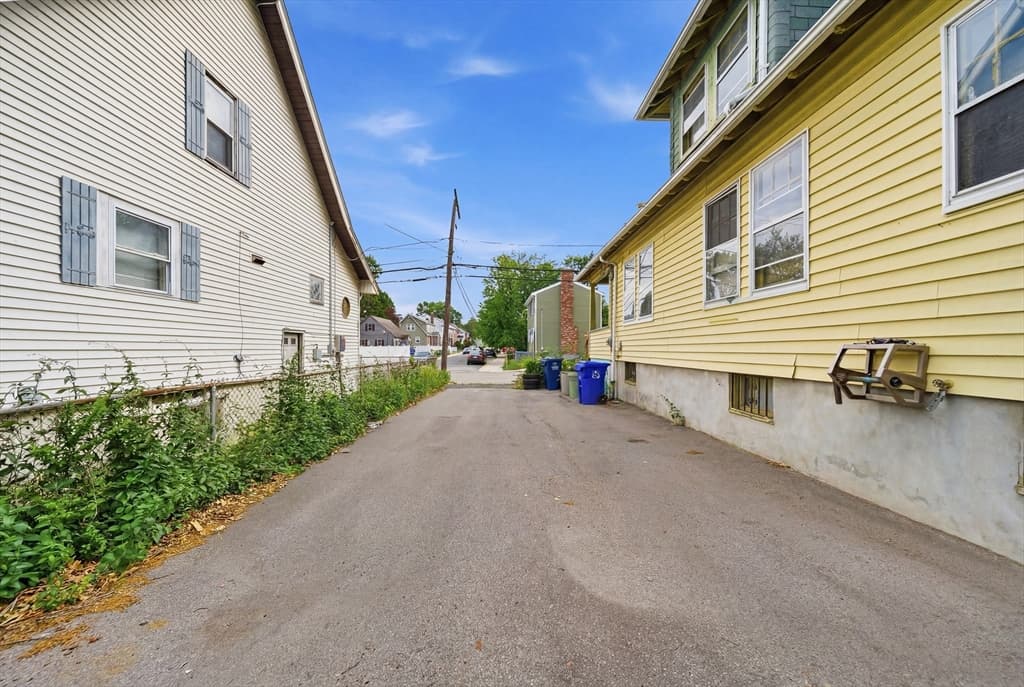 100 Taunton, Boston MA 02136 photo 26