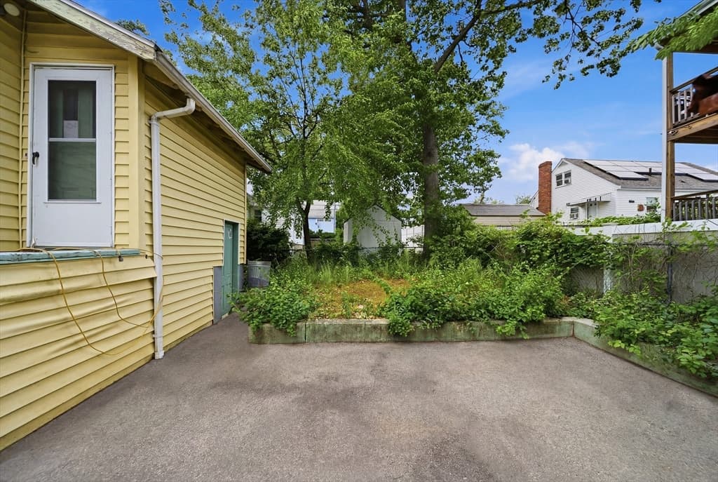 100 Taunton, Boston MA 02136 photo 25