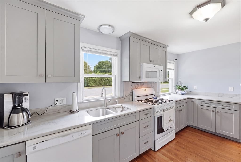 196 N Main St, Leominster MA 01453 photo 13