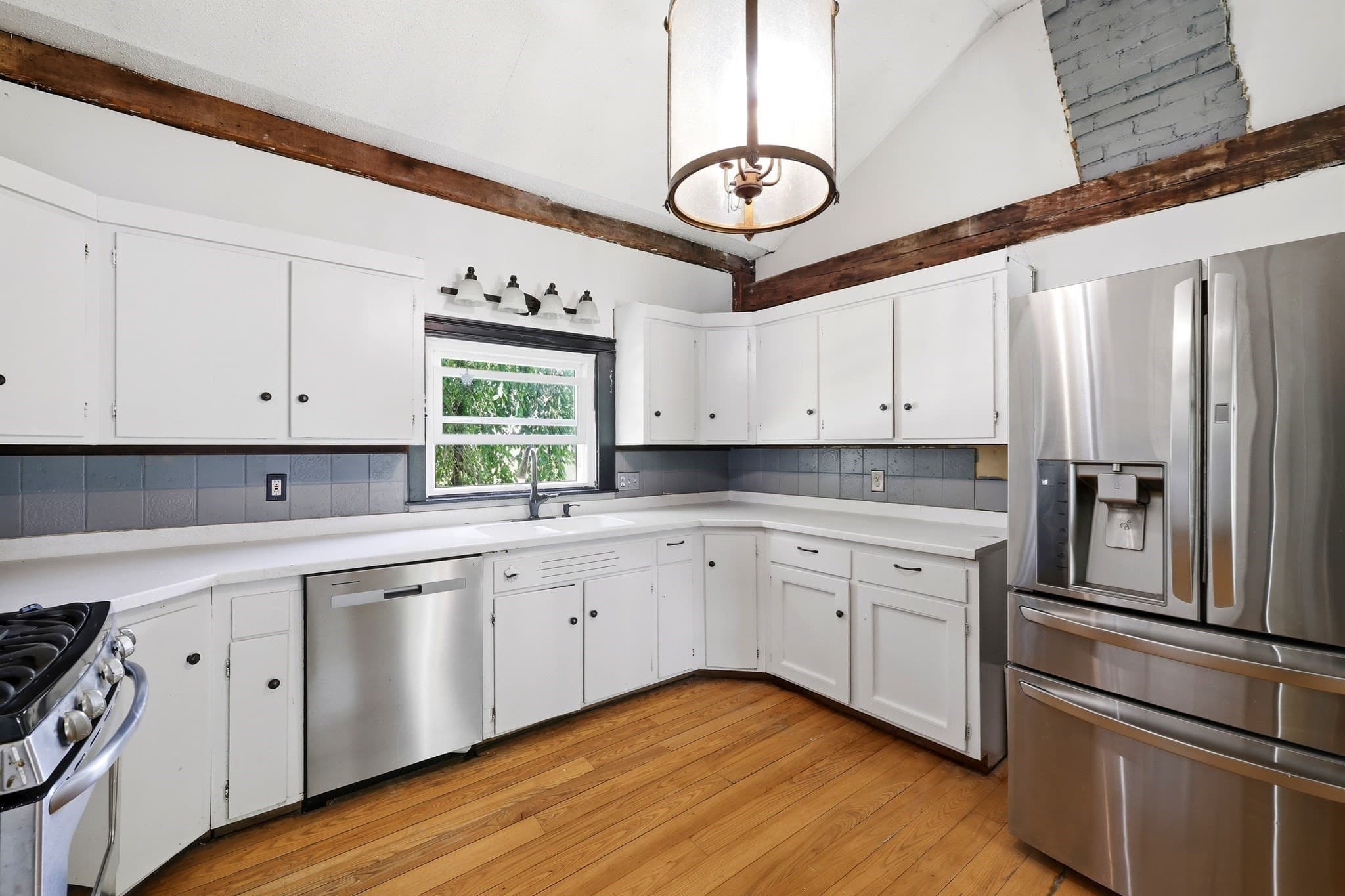 Single Family Residence at 1572 Main Rd, Granville MA 01034, photo 7 of 35