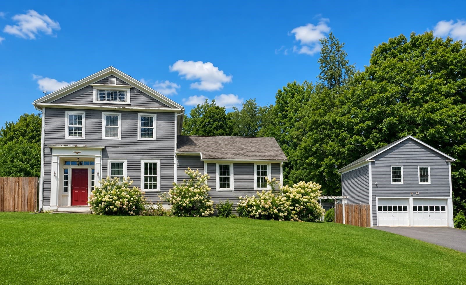 1572 Main Rd, Granville MA 01034